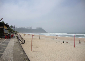 Praia Tombo no Guarujá