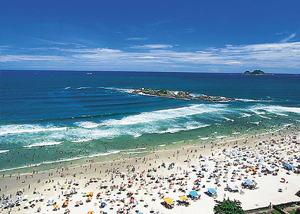 Praia Pitangueiras no Guarujá